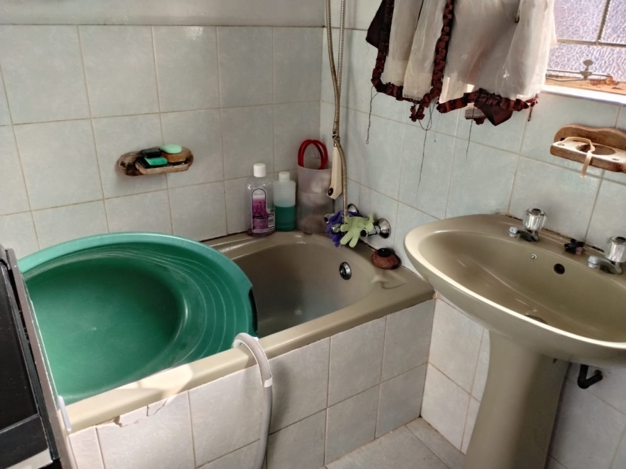 2 Bedroom Property for Sale in Blomanda Free State